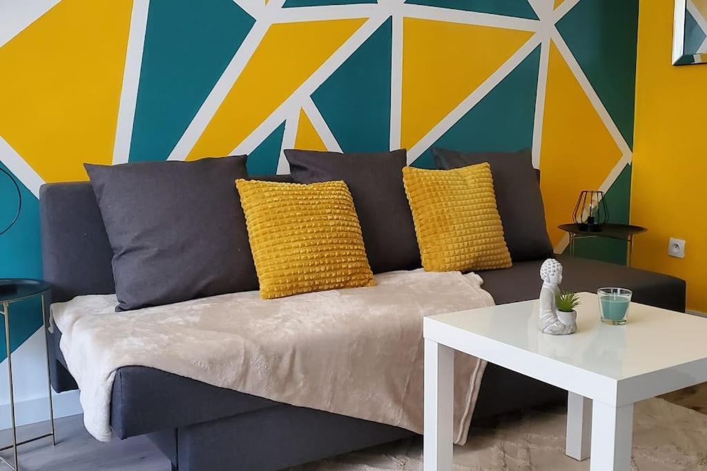 Triangle D'Or - Calme Et Cosy, Appartement 1 Chambre Saint-Quentin  Dış mekan fotoğraf